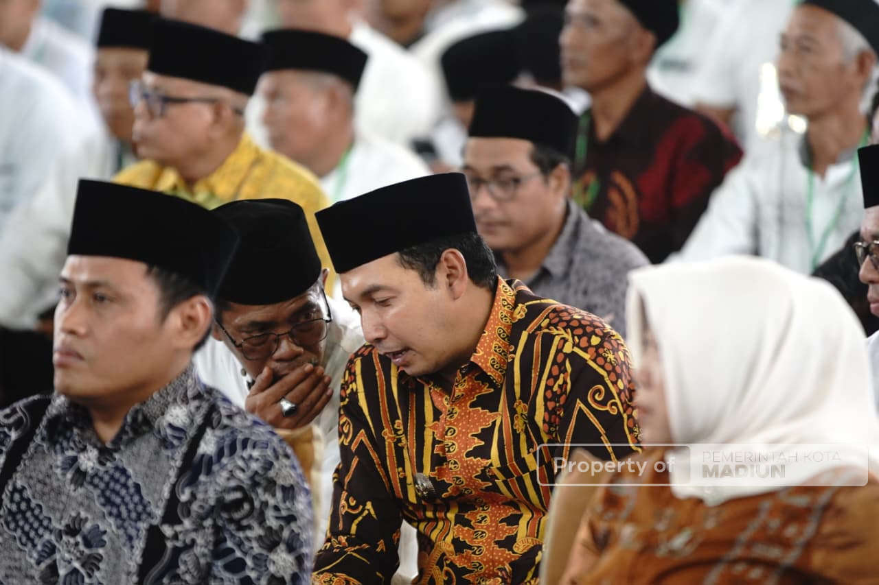 Pemkot Madiun Hadiri Penyerahan Sertipikat Tanah Wakaf dan Tempat Ibadah Se-Jawa Timur