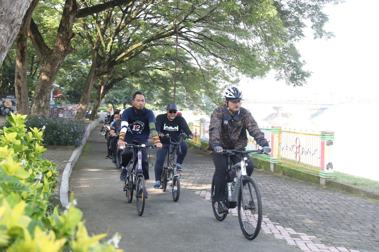 Gowes 3 Kelurahan, Wali Kota Ajak Perempuan Berdaya Agar Lebih Sejahtera