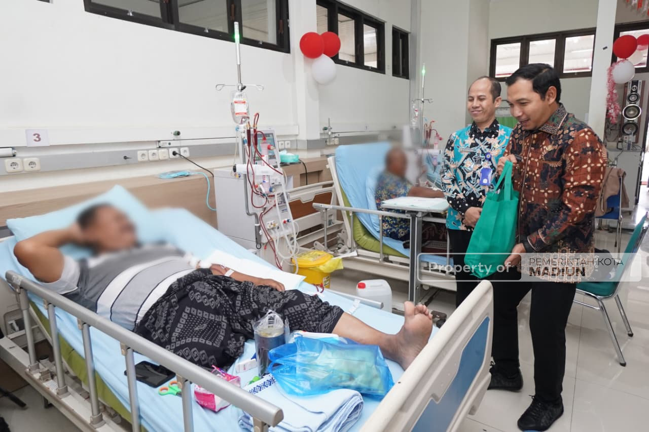 Plt Wali Kota Tinjau Layanan Hemodialisa RSUD Kota Madiun, Dorong Peningkatan Kualitas Pelayanan