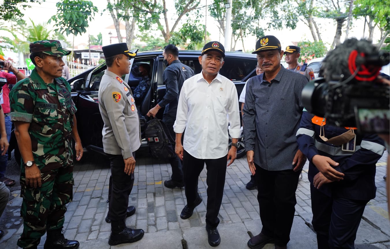 Dampingi Menko PMK Tinjau Stasiun Kereta Api, Wali Kota: Ada Banyak Manfaat dari Kunjungan Pejabat Pusat