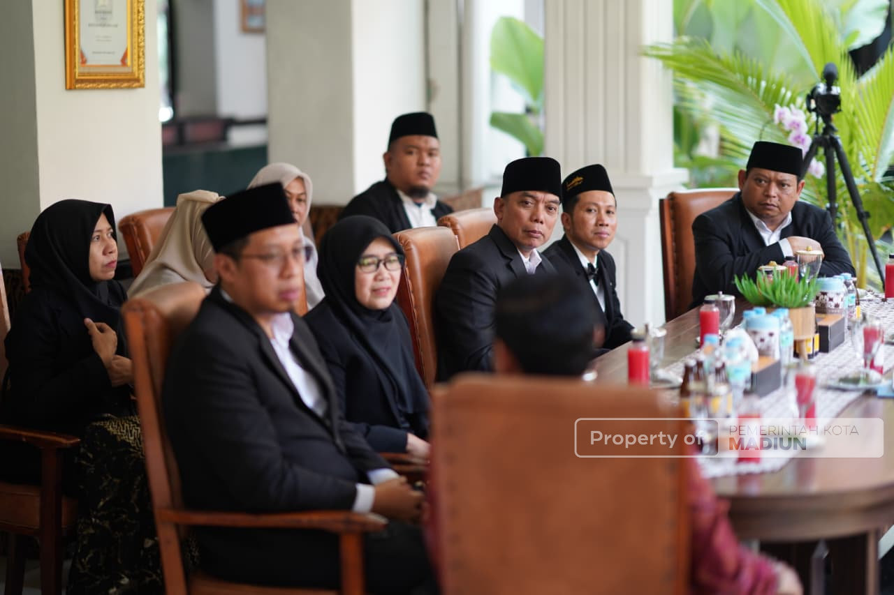 Terima Audiensi Kementerian Haji dan Umrah, Plt Wali Kota Dorong Peningkatan Daya Saing UMKM Lokal Menuju Ekosistem Haji dan Umrah
