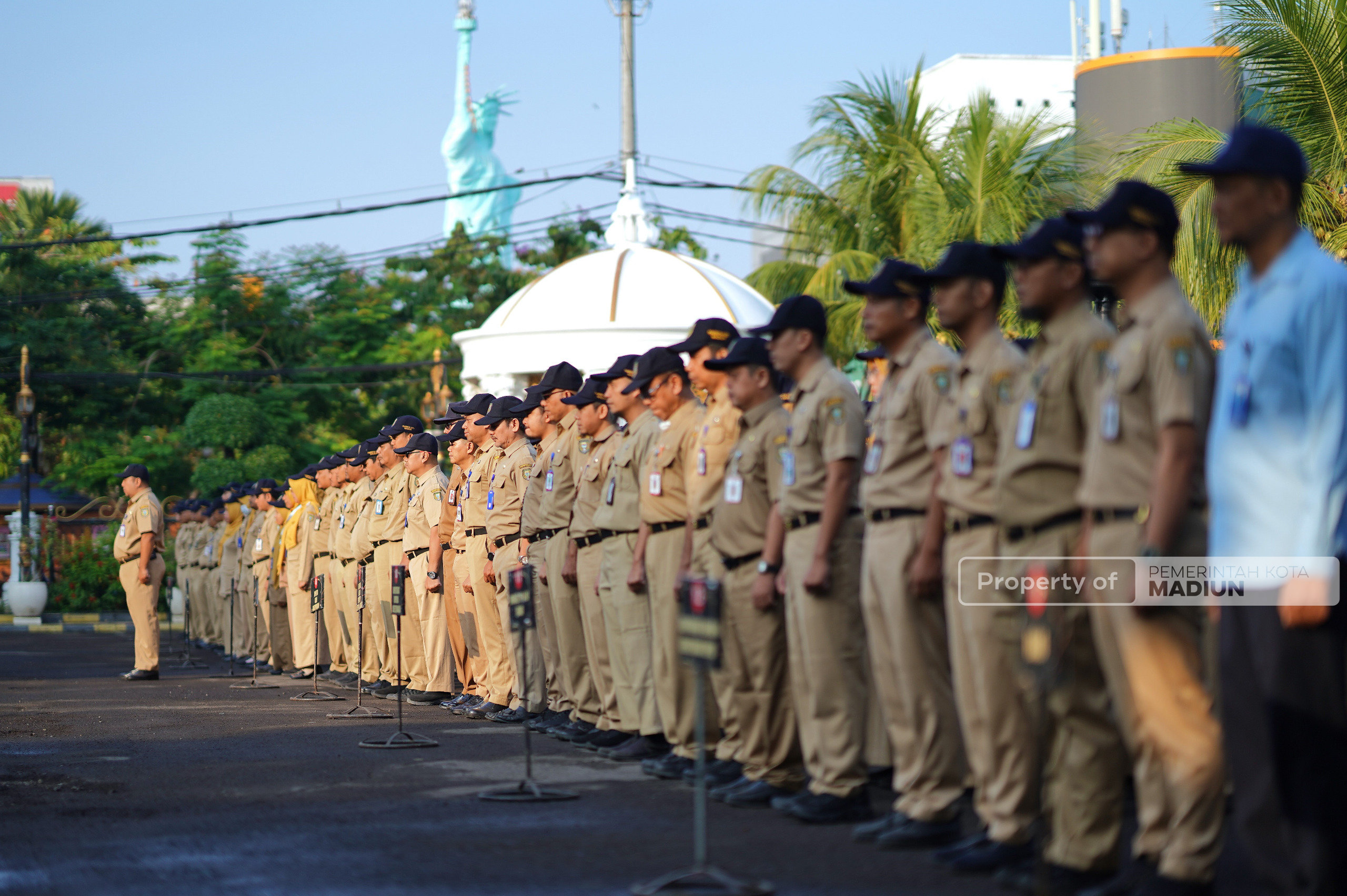 Gelar Apel Pejabat, Plt Wali Kota Beri Arahan Persiapan HUT ke-108 dan Disiplin Pegawai