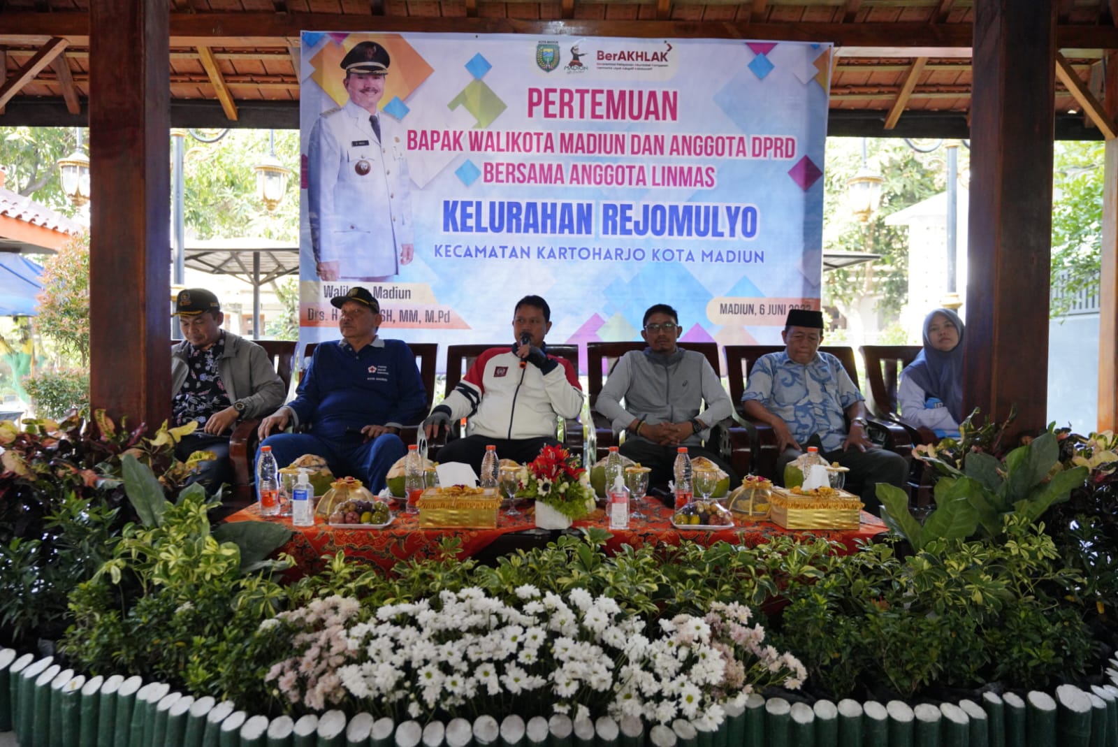 Gowes Tiga Kelurahan, Wali Kota Hadiri Pertemuan Dengan Masyarakat