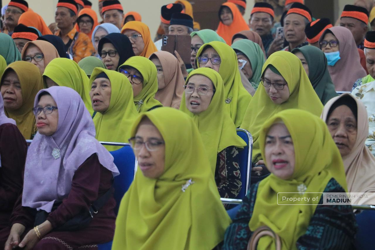 Pererat Silaturahmi Lintas Angkatan, Plt Wali Kota Madiun Dorong KBIHU Lebih Aktif Gelar Kegiatan Positif