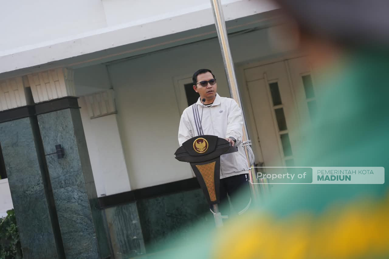 Pimpin Apel Gerakan Jumat Bersih, Plt Wali Kota Tekankan Kebersihan Kota