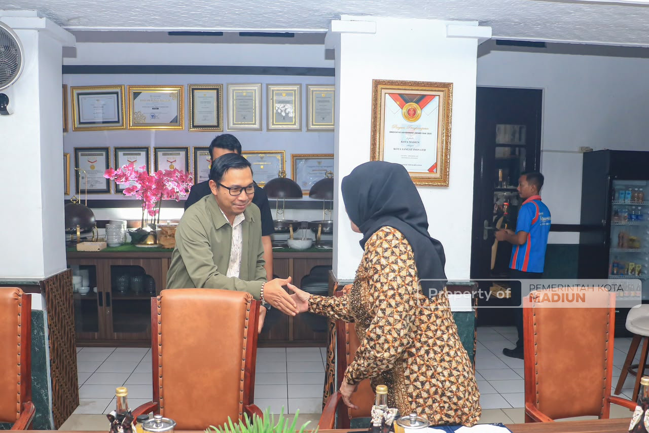Terima Studi Tiru Pemkot Pekalongan, Plt Wali Kota Madiun: Kita Juga Ingin Belajar Tentang Batik ke Pekalongan