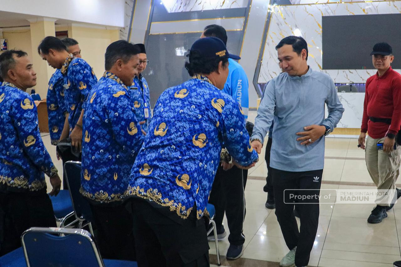 Hadiri Pembinaan Disperkim, Plt Wali Kota Madiun Dorong Peningkatan Kinerja Petugas