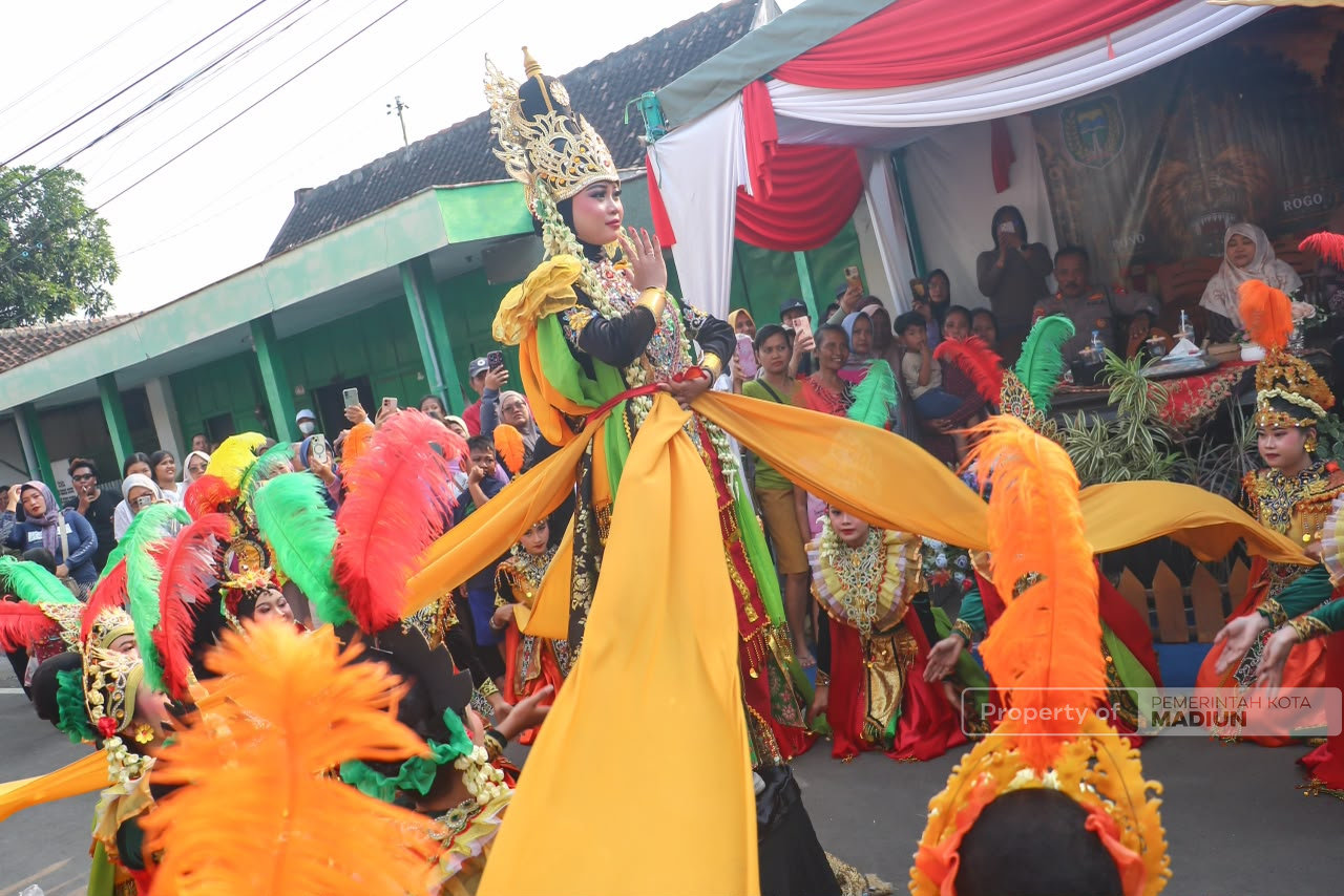 Apresiasi Kirab Budaya Winongo, Plt Wali Kota Dorong Seluruh Kelurahan Siapkan Event Berbasis Potensi Daerah