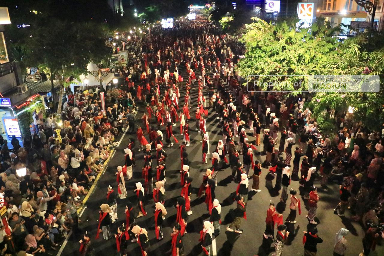 Madiun Menari Sukses Digelar, Plt Wali Kota: Kami Tidak Buat Acara, Kami Membangun Kebanggaan Warga