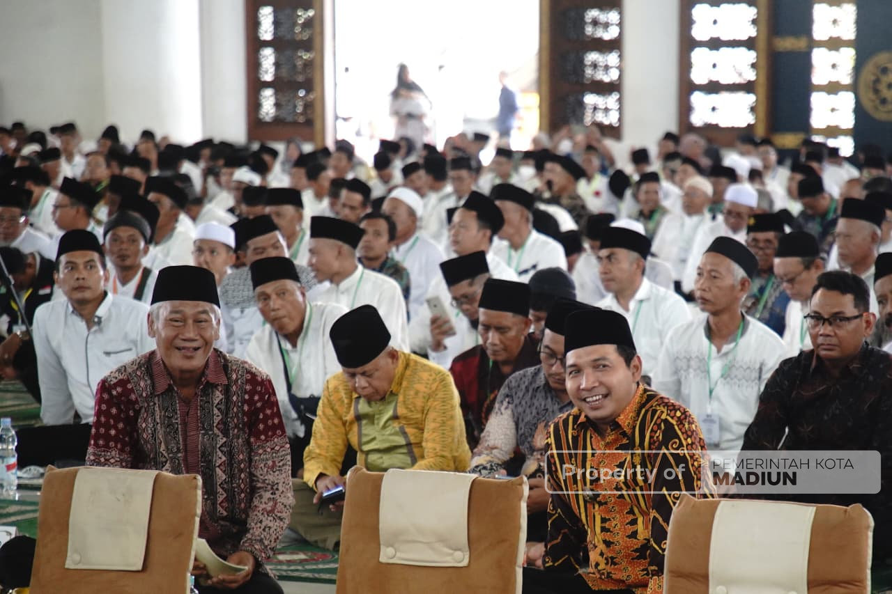 Pemkot Madiun Hadiri Penyerahan Sertipikat Tanah Wakaf dan Tempat Ibadah Se-Jawa Timur