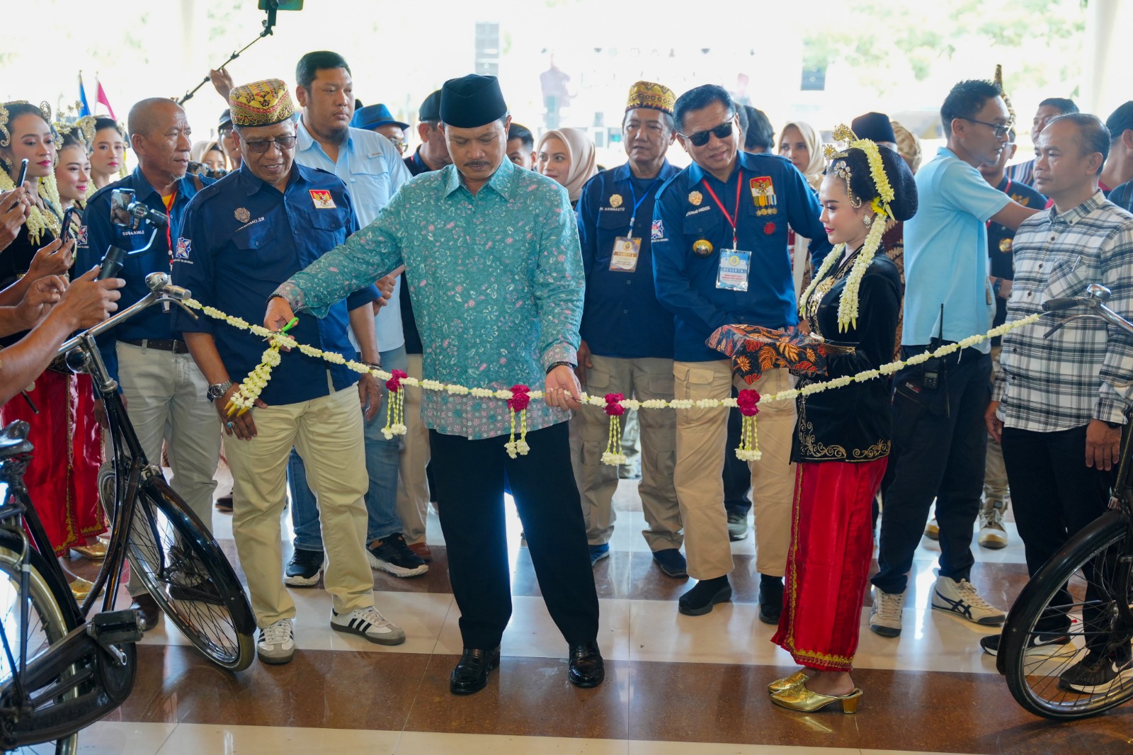 Buka Pameran Klitik’an, Wali Kota: Masa Lalu Bisa Jadi Pameran Edukasi