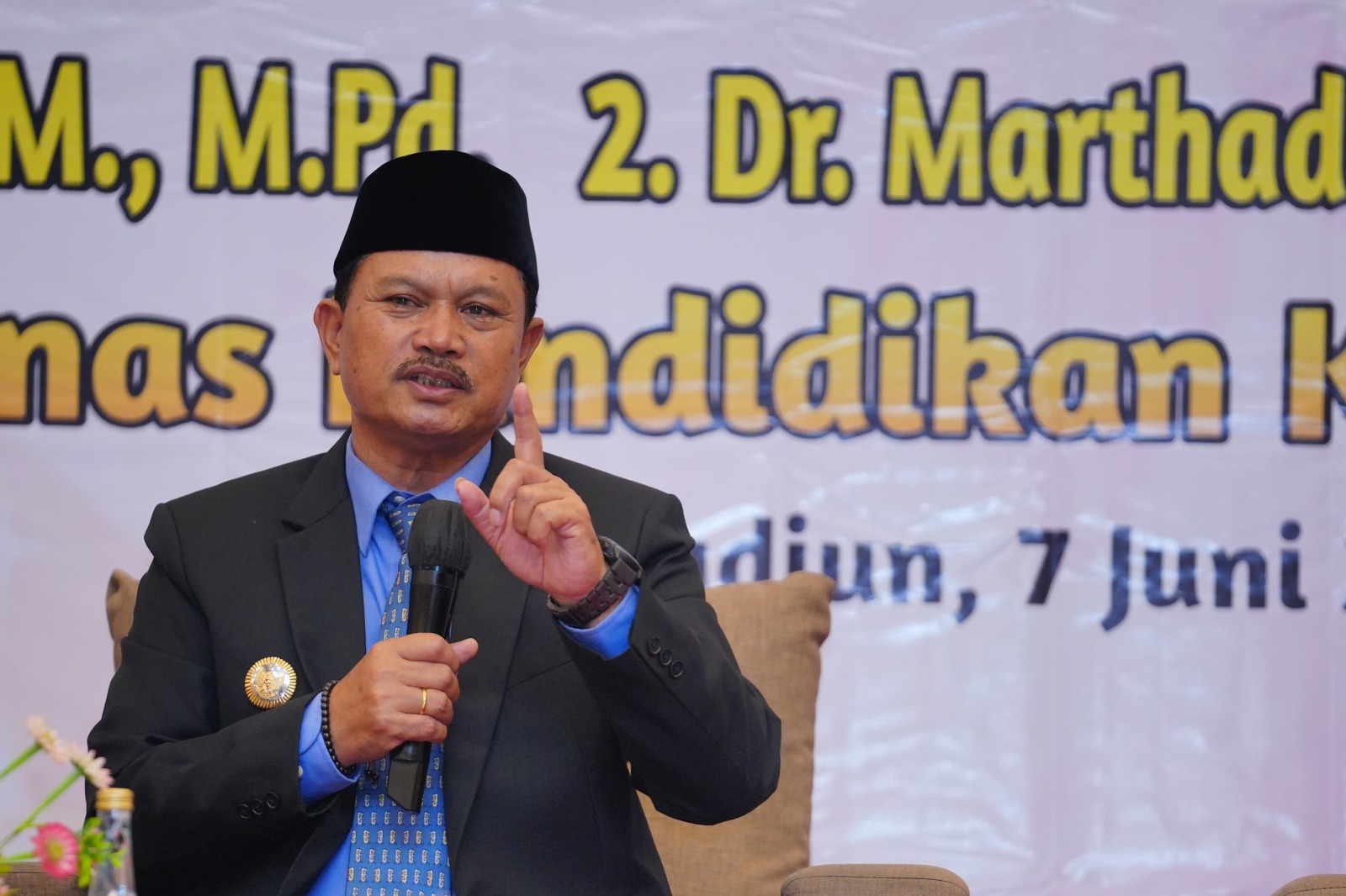 Jadi Narasumber Seminar Pendidikan, Wali Kota Ajak Guru Kenalkan Potensi Daerah Untuk Tingkatkan Keterampilan Siswa