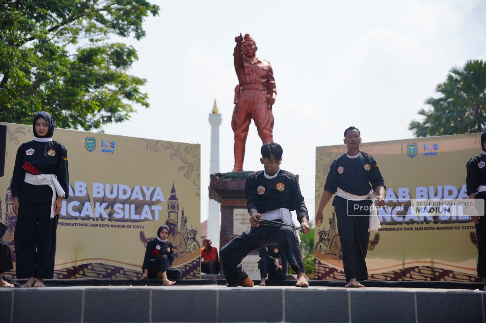Berlangsung Sukses, Plt Wali Kota Targetkan Kirab Budaya Pencak Silat Tahun Depan Bertaraf Nasional