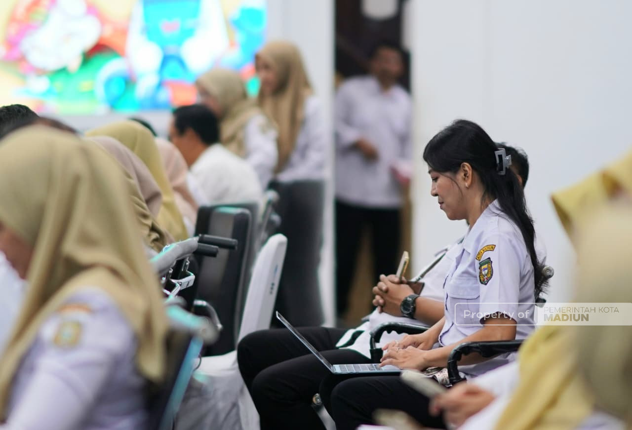 Gelar Penguatan Pemerintah Digital, Plt Wali Kota Targetkan 90 Persen Layanan Berbasis Digital