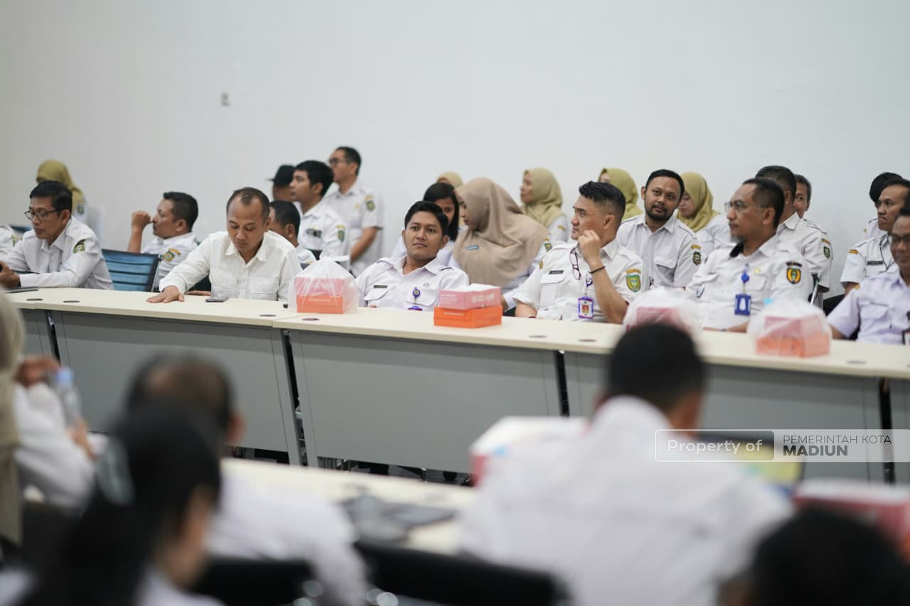 Gelar Penguatan Pemerintah Digital, Plt Wali Kota Targetkan 90 Persen Layanan Berbasis Digital