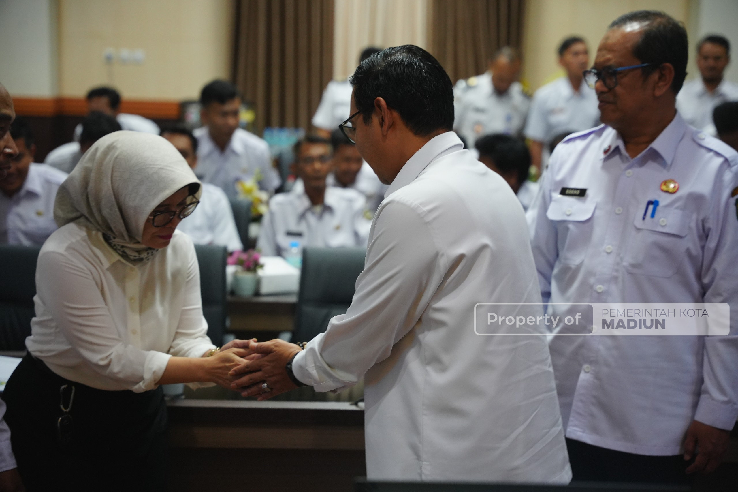 Dorong Data Rutilahu Valid dan Tepat Sasaran, Plt Wali Kota Minta Lurah Turun Langsung Cek Kondisi Warga