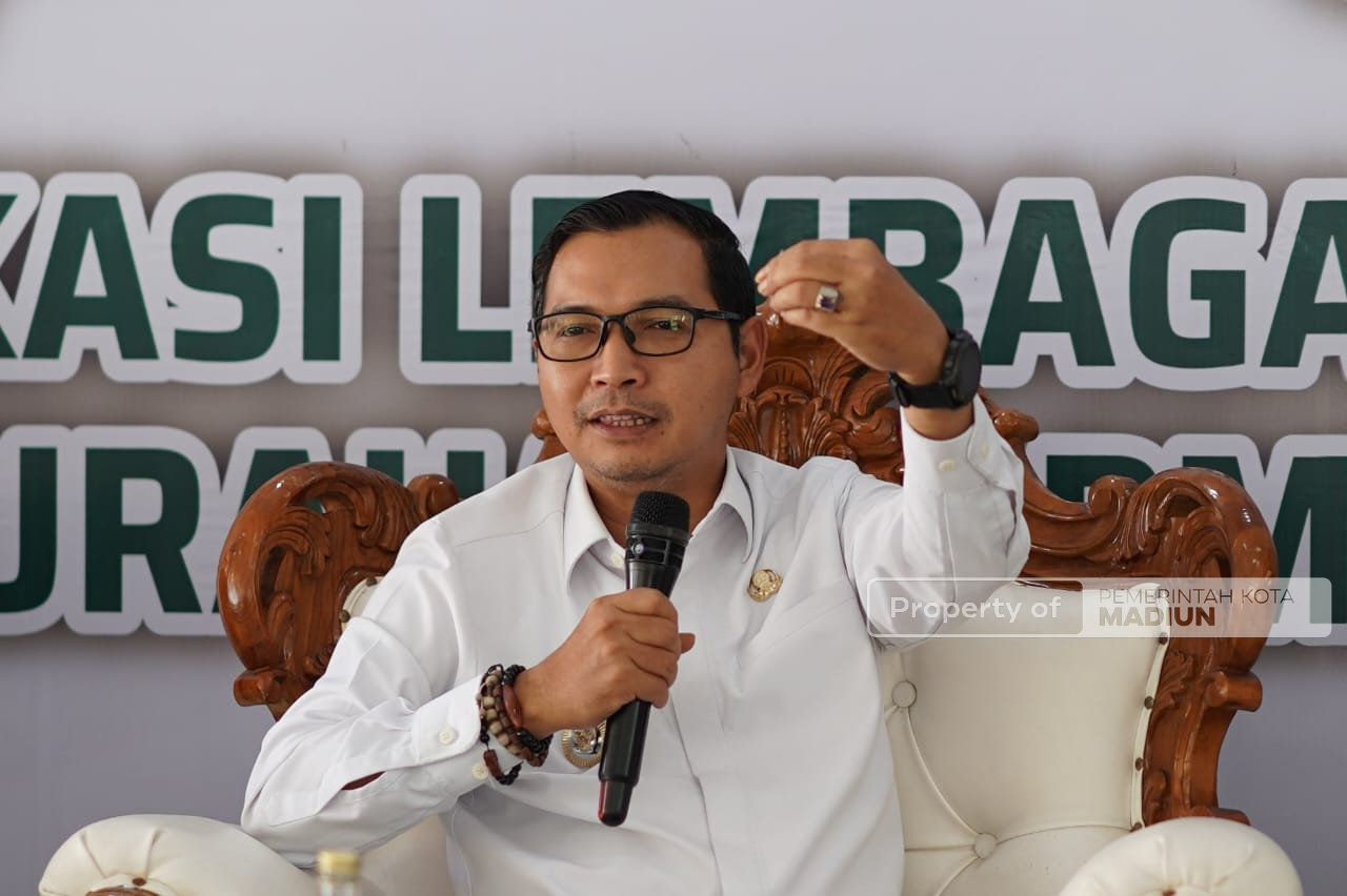 Perkuat Sinergi Pembangunan, Plt Wali Kota Dorong LPMK Aktif Kawal Program Prioritas