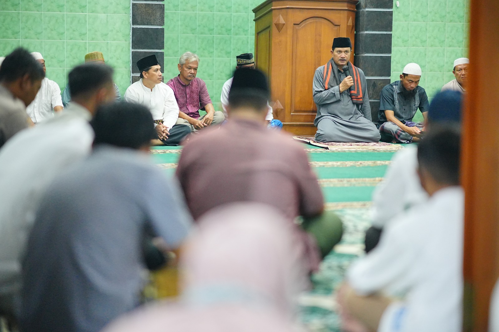 Lewat Shalat Isya Berjamaah, Wali Kota Ajak Warga Dukung Pembangunan Kota