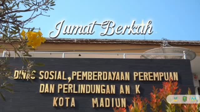 Nggak harus menunggu punya banyak untuk berbagi, karena sekecil apa pun kebaikan yang kita berikan, bisa jadi begitu ber...