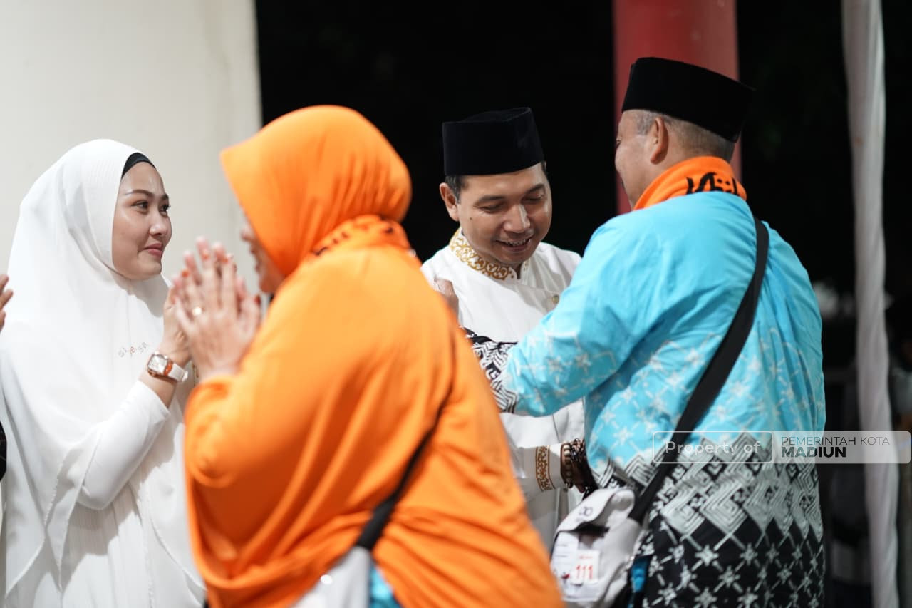 Plt Wali Kota Madiun Sambut Kepulangan 225 Jamaah Haji, Dorong Implementasi Nilai-Nilai Haji dalam Kehidupan Bermasyarakat