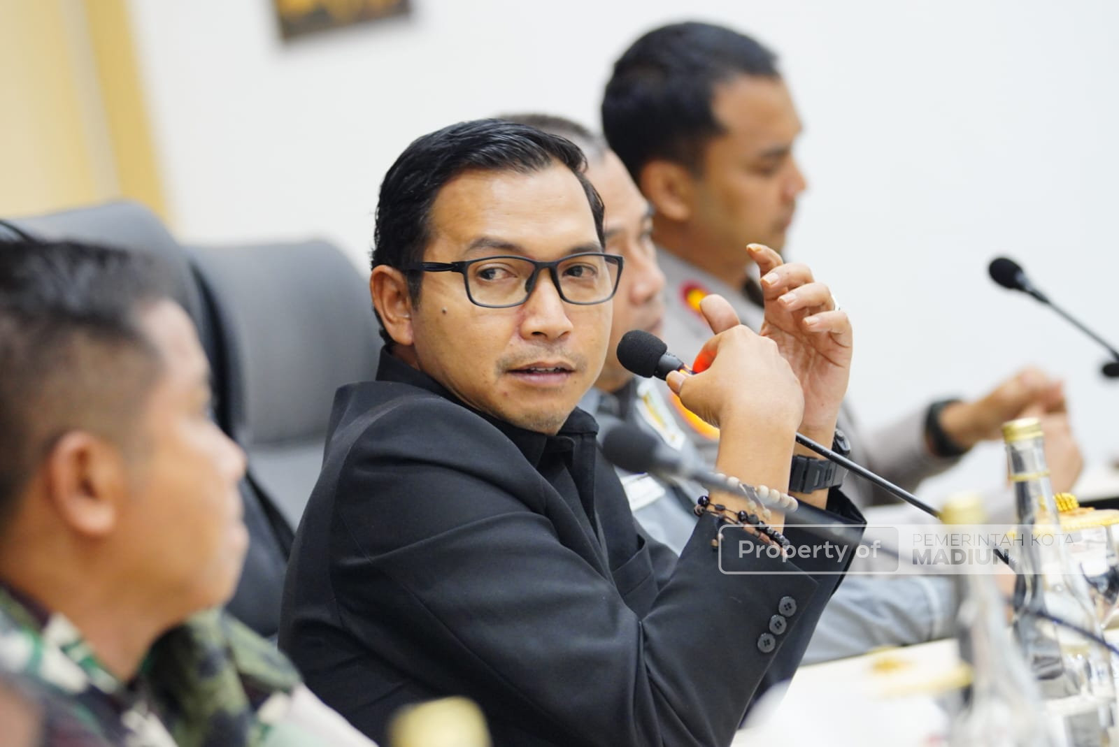 Gelar FGD Harkamtibmas Bersama Forkopimda, Plt Wali Kota Tegaskan Pentingnya Menjaga Keamanan Masyarakat