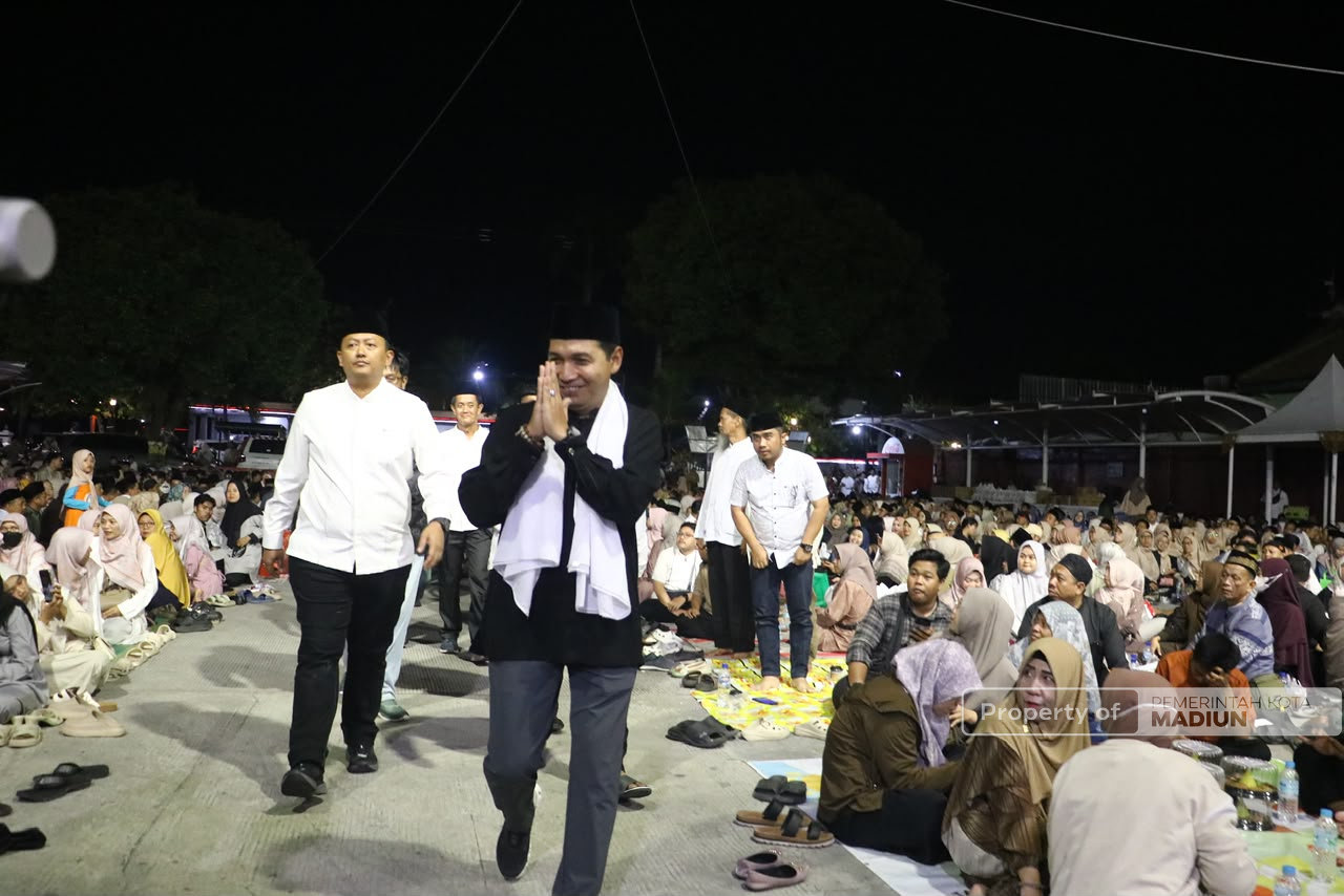 Lewat Madiun Bersholawat dan Kenduri Akbar, Plt Wali Kota Harap Semua Masyarakat Turut Mendoakan Kota Pendekar