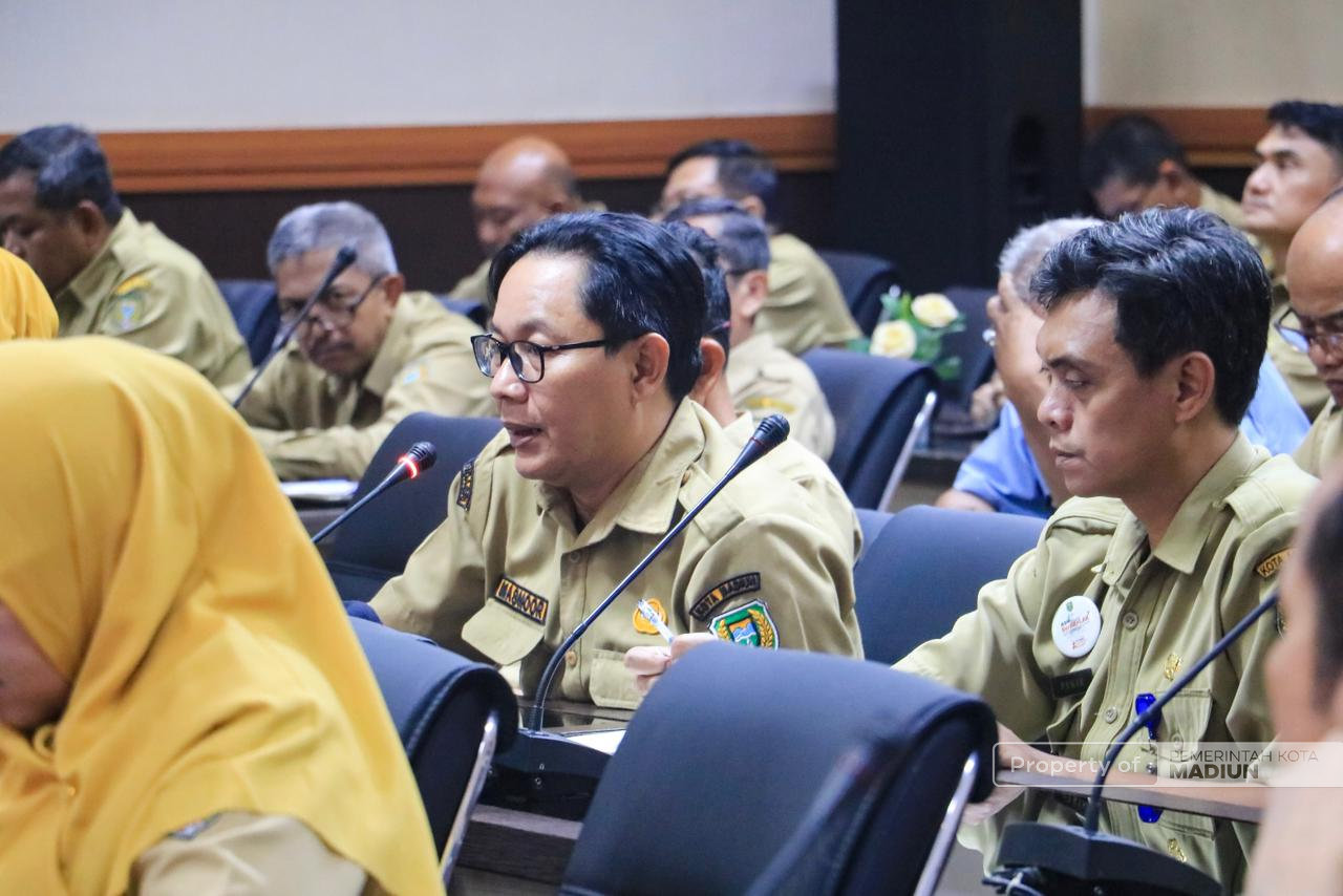 Pimpin Rapat Dinas, Plt Wali Kota Madiun Tekankan Kesiapan OPD dan Pelayanan Publik Jelang Lebaran
