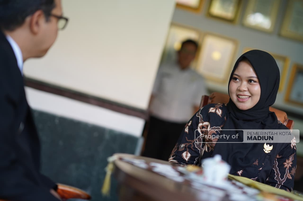 Terima Delegasi Muda Almira Vivia, Plt Wali Kota Titip Nama Madiun ke Kancah Dunia
