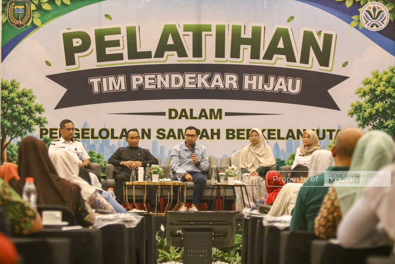 Buka Pelatihan Pendekar Hijau, Plt Wali Kota Siapkan Relawan Kawal Gerakan Pilah Sampah dari Rumah