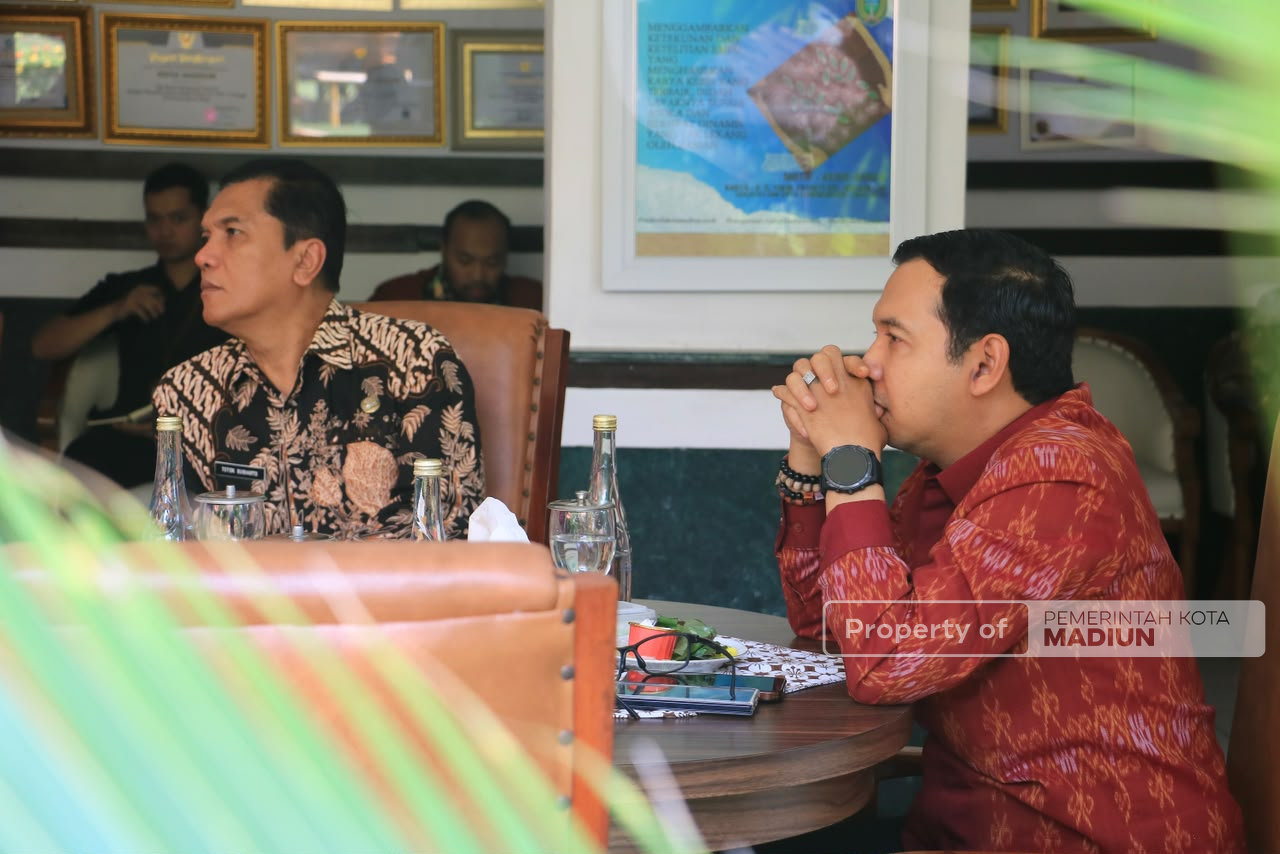 Hadiri Raker dan RDPU Komisi II DPR RI, PIt Wali Kota Pastikan Program Prioritas Tetap Berjalan