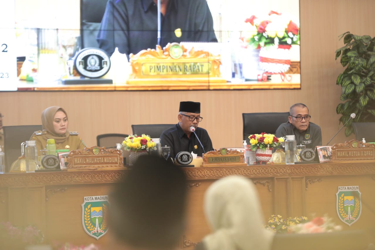 Rapat Paripurna, 7 Fraksi DPRD Beri Apresiasi Kinerja Pemkot Madiun Di 2022