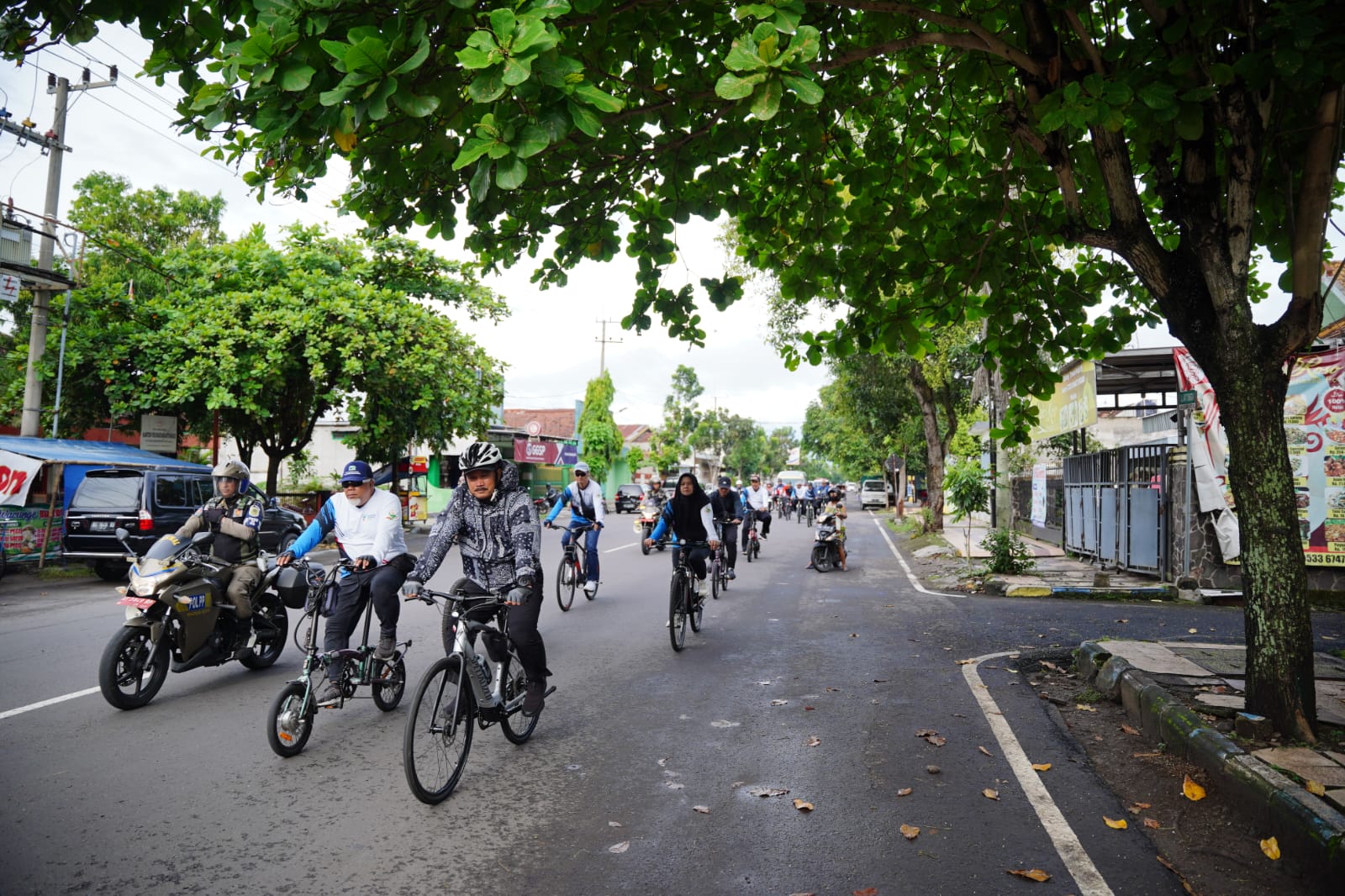Gowes di Tiga Kelurahan, Wali Kota Pastikan Usulan Tepat Sasaran