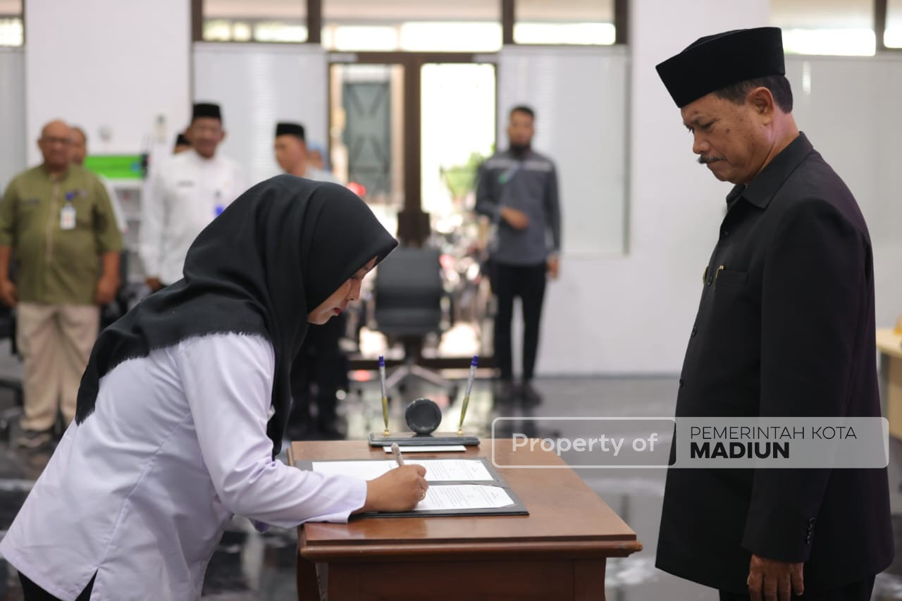Lantik PPPK Tahap II, Wali Kota Ingatkan Tugas adalah Pengabdian