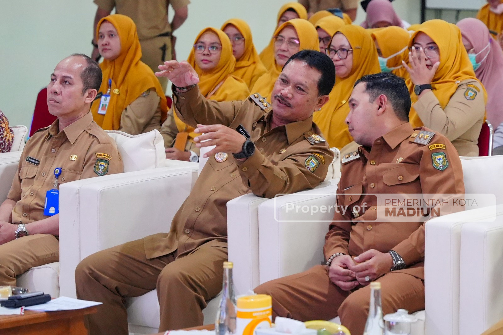 Gelar Pembinaan Pegawai RSUD, Wali Kota Maidi Tegaskan Komitmen Peningkatan Layanan Kesehatan