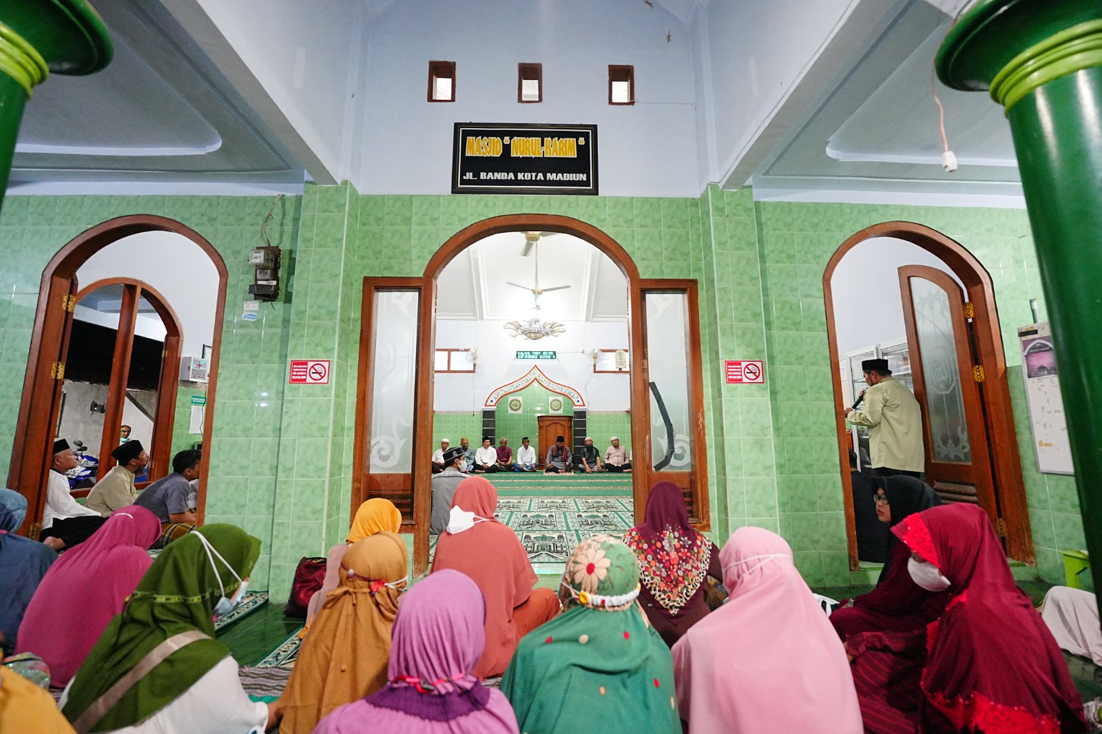 Lewat Shalat Isya Berjamaah, Wali Kota Ajak Warga Dukung Pembangunan Kota