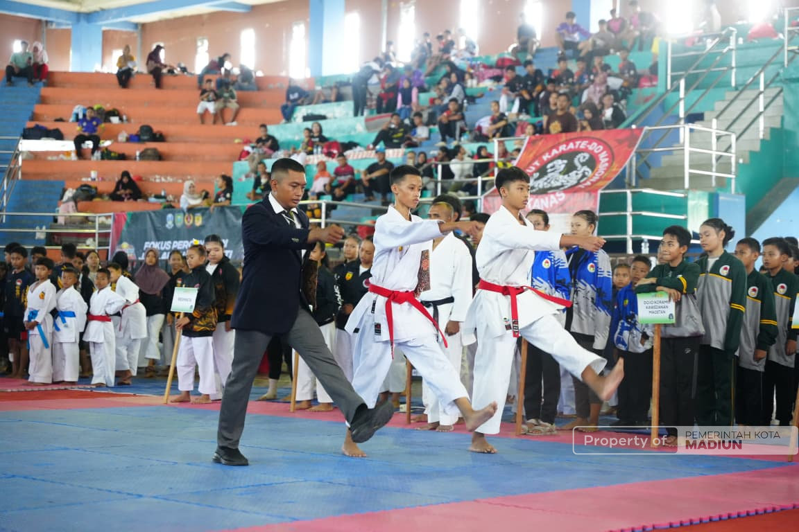 Buka Madiun Open Karate Championship 2026, Plt Wali Kota Berharap Turnamen Cetak Atlet Berprestasi