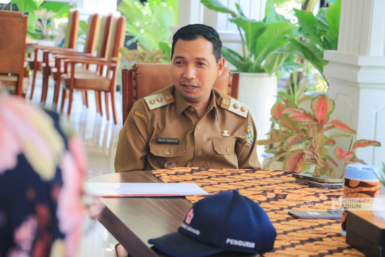 Plt Wali Kota Madiun Terima Audiensi PMI, Bahas Pembangunan Gedung dan Penguatan Layanan UDD
