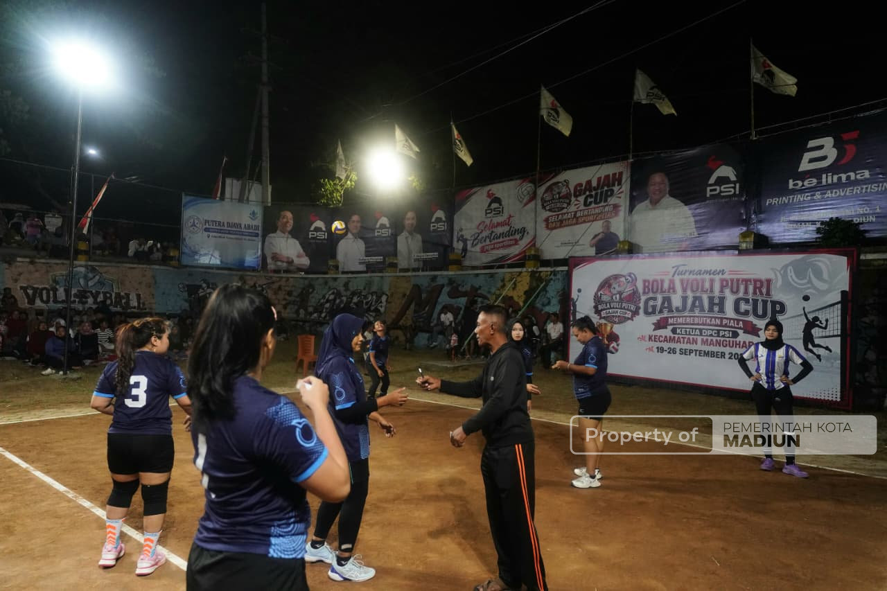 Buka Turnamen Bola Voli Putri Gajah Cup 2026, Plt Wali Kota Bakal Lengkapi Fasilitas Lapangan
