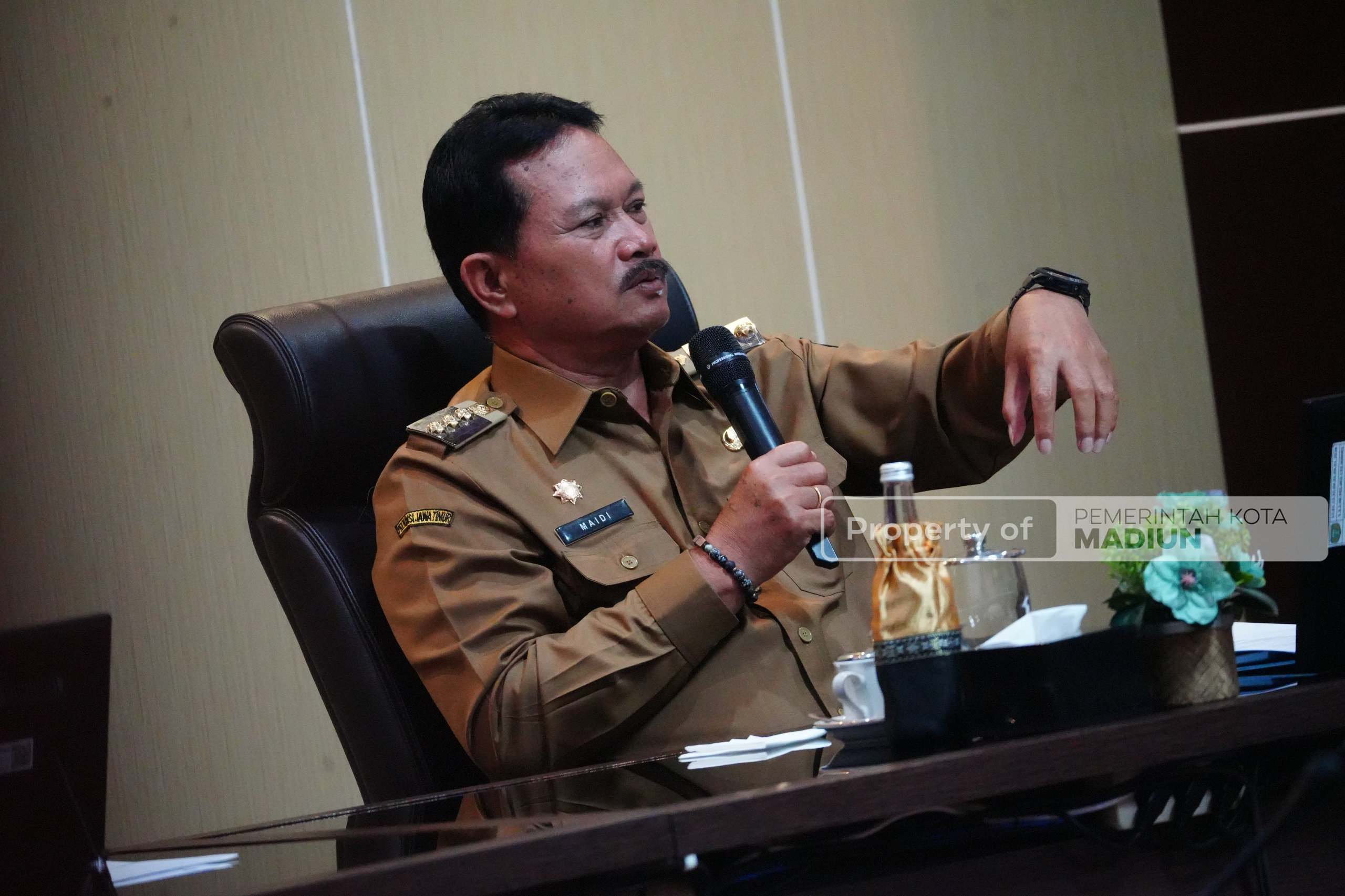 Pimpin Rapat Dinas Jelang Pergantian Tahun, Wali Kota Madiun Tekankan Kenyamanan Fasum Sambut Wisatawan
