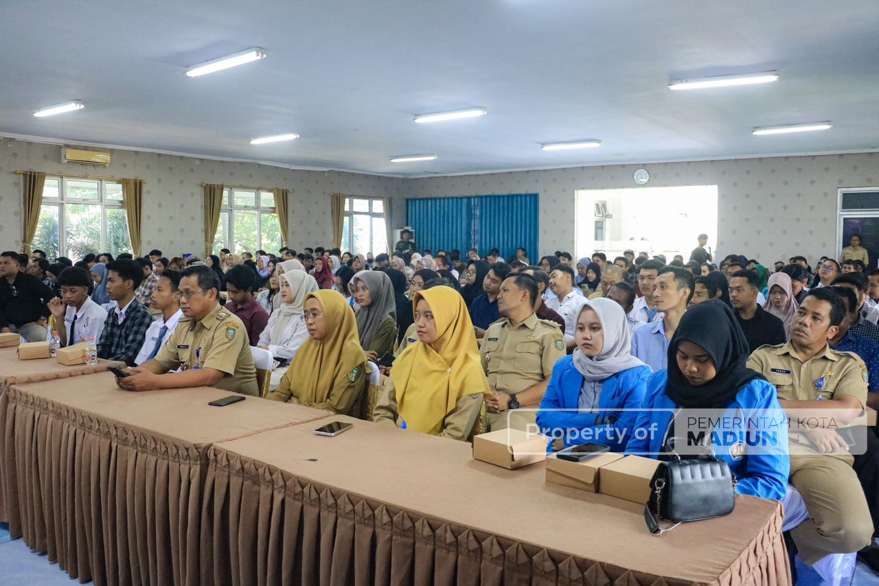 Beri Pembinaan Wawasan Kebangsaan, Wali Kota Ajak Generasi Muda Tanamkan Nilai Pancasila Dalam Keseharian