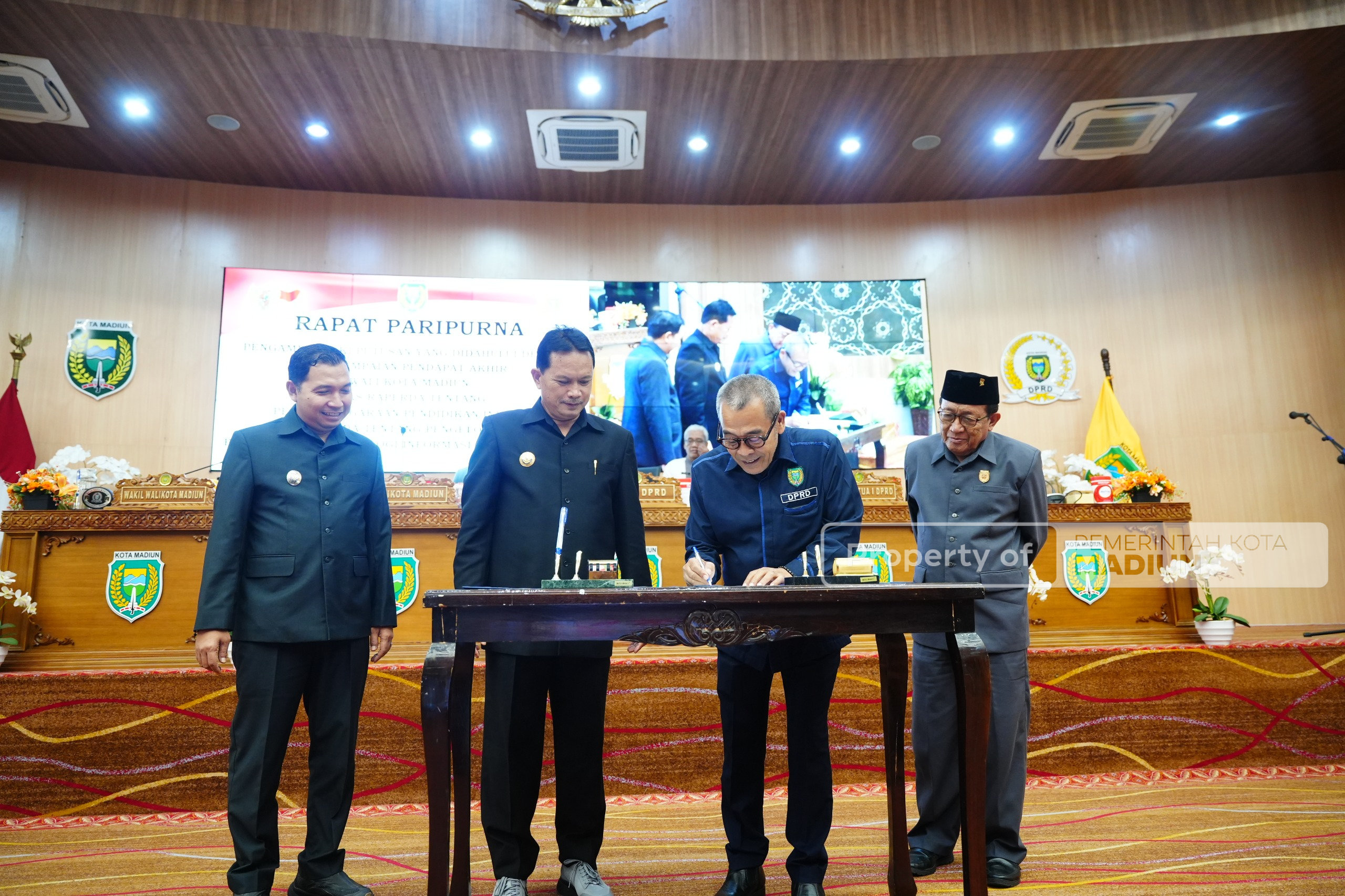 Pemkot-Dewan Setujui Dua Raperda, Perda Pendidikan Inklusif dan Pengelolaan TIK Segera Mengemuka