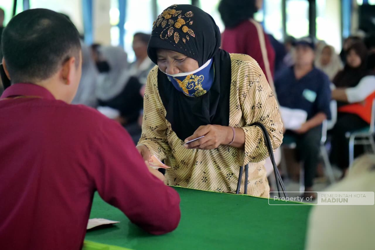 Dongkrak Ekonomi Warga, Pemkot Madiun Salurkan BLTD 2026 Triwulan I Tahap Pertama