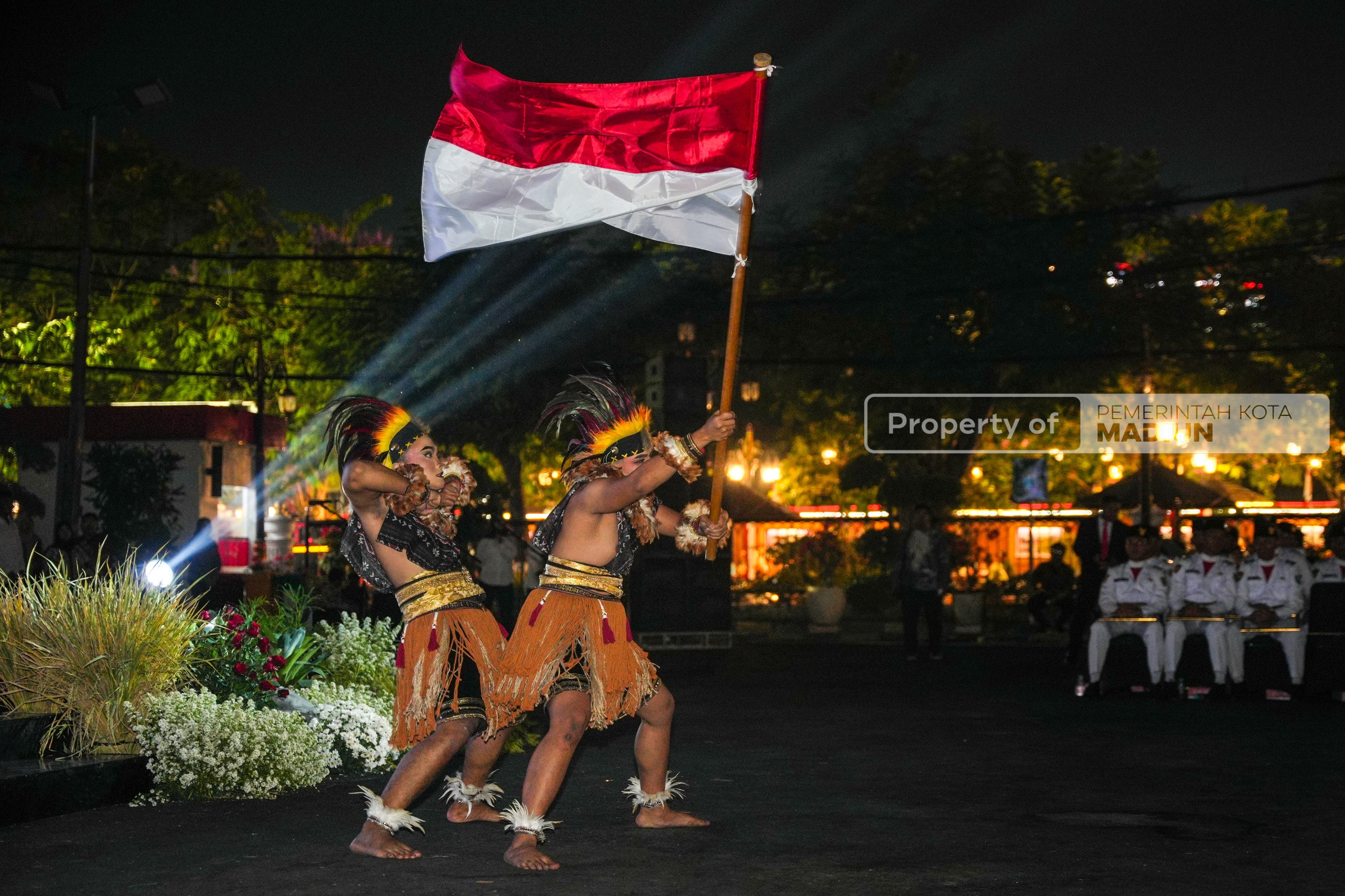 Malam Kenegaraan di Kota Madiun, Plt Wali Kota Ajak Perkuat Gotong Royong dan Peduli Sesama