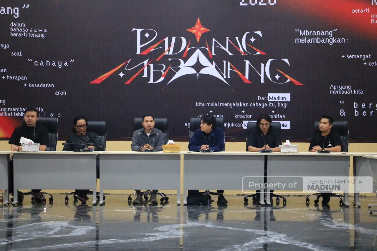 Gelar Press Conference Padhang Mbranang 2026, Plt Wali Kota Perkuat Ekosistem Ekonomi Kreatif Digital