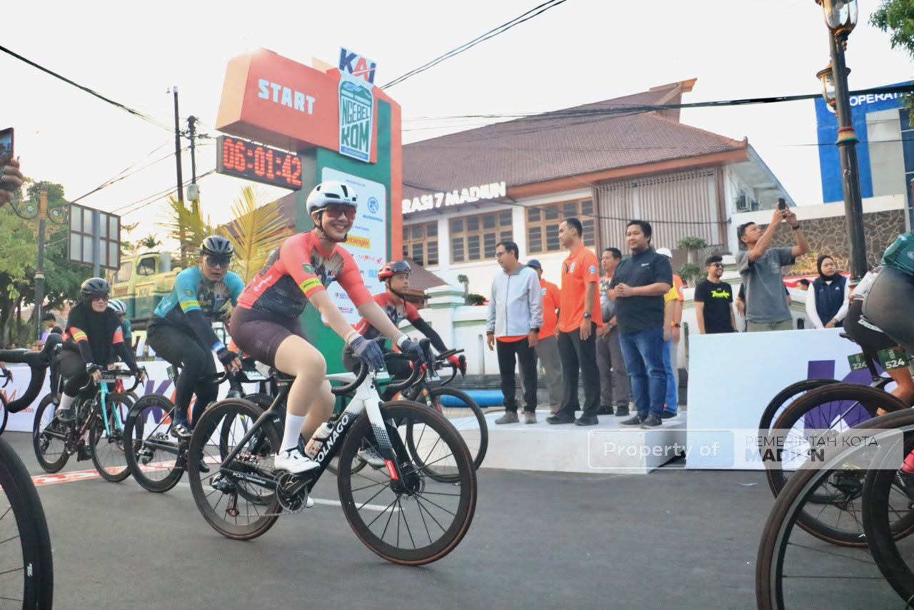 Plt Wali Kota Lepas 500 Peserta KAI Ngebel KOM 2026, Promosikan Pariwisata dan Gerakkan Ekonomi Kota Madiun