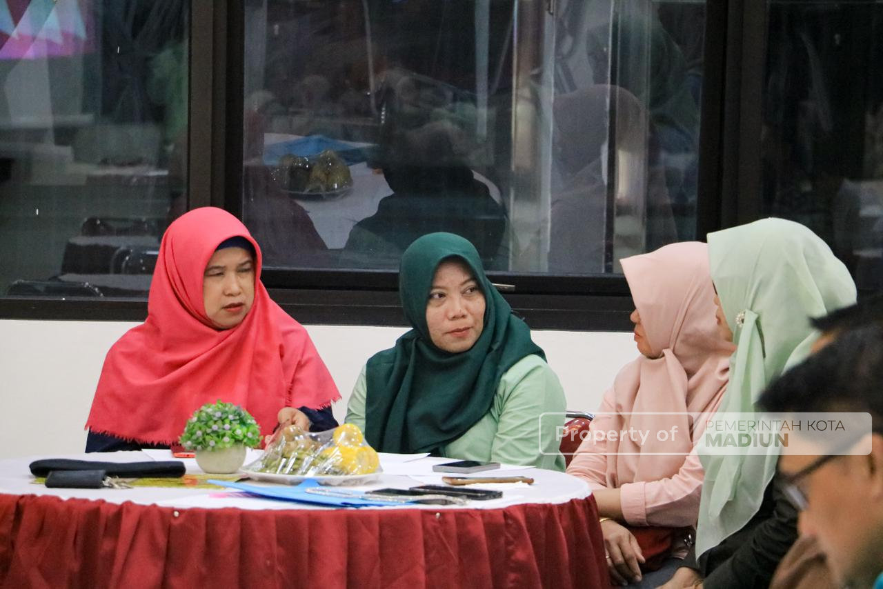 Evaluasi Capaian Kinerja Dispendukcapil, Wali Kota Madiun Tekankan Pentingnya Pelayanan Publik