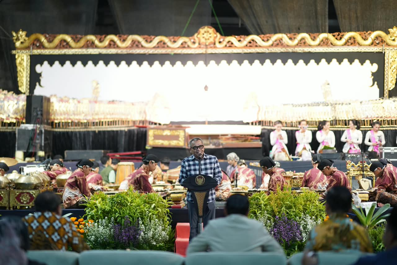 Apresiasi Pagelaran Wayang HUT Dewan, Plt Wali Kota Juga Sampaikan Rencana Pola Pembangunan Berbasis Kelurahan