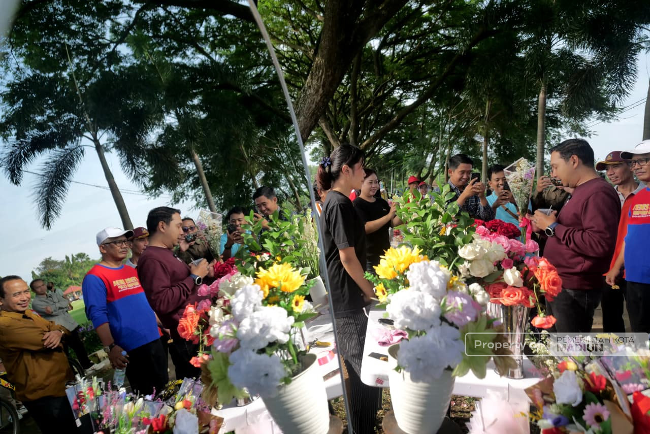 Tambah Magnet Wisata dan Ekonomi, Pasar Setu Kampir Resmi Beroperasi di Kanigoro