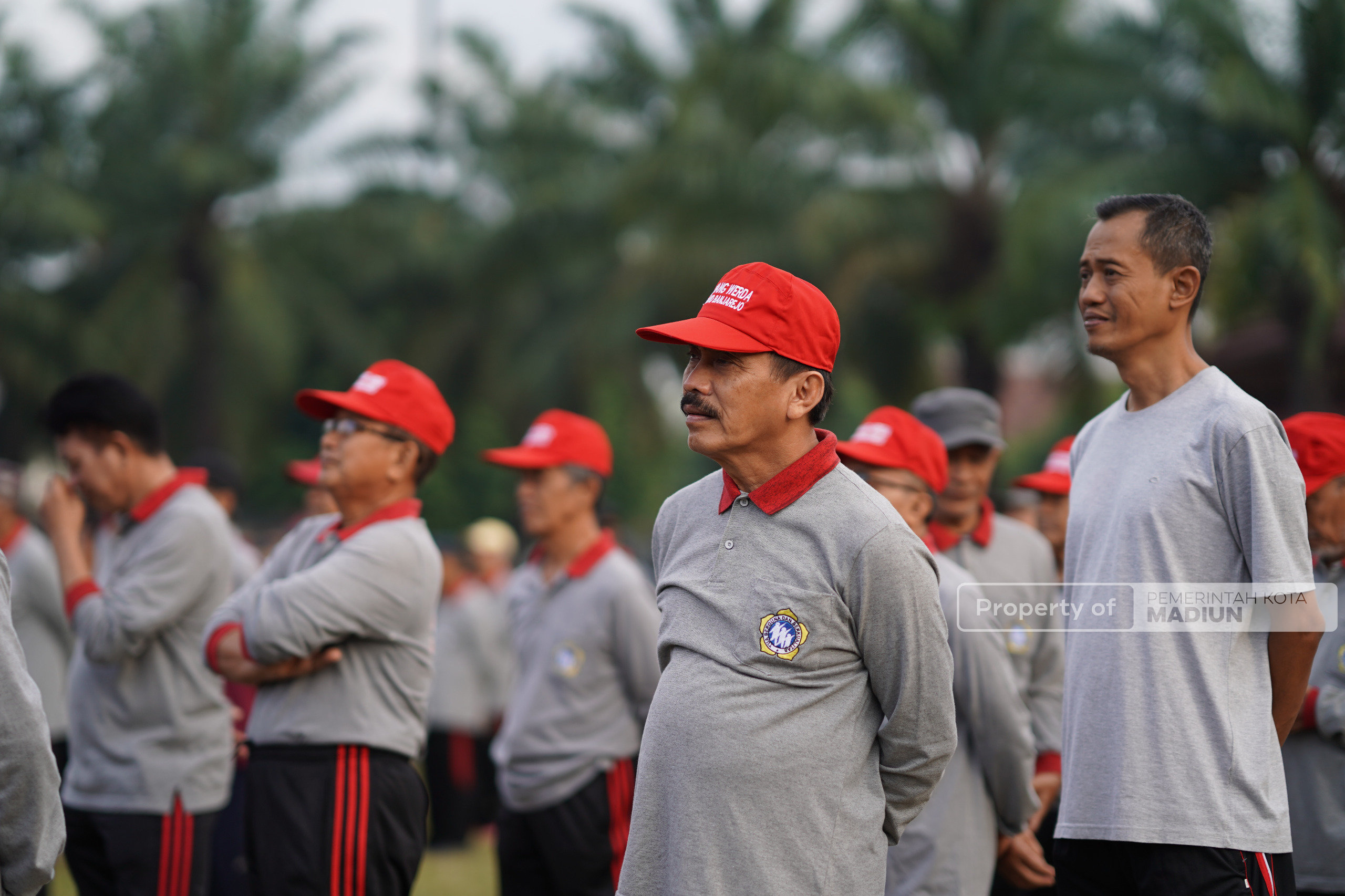 Plt Wali Kota Madiun Wujudkan Lansia Tangguh dan Tumbuh melalui Senam Bersama di Alun-Alun