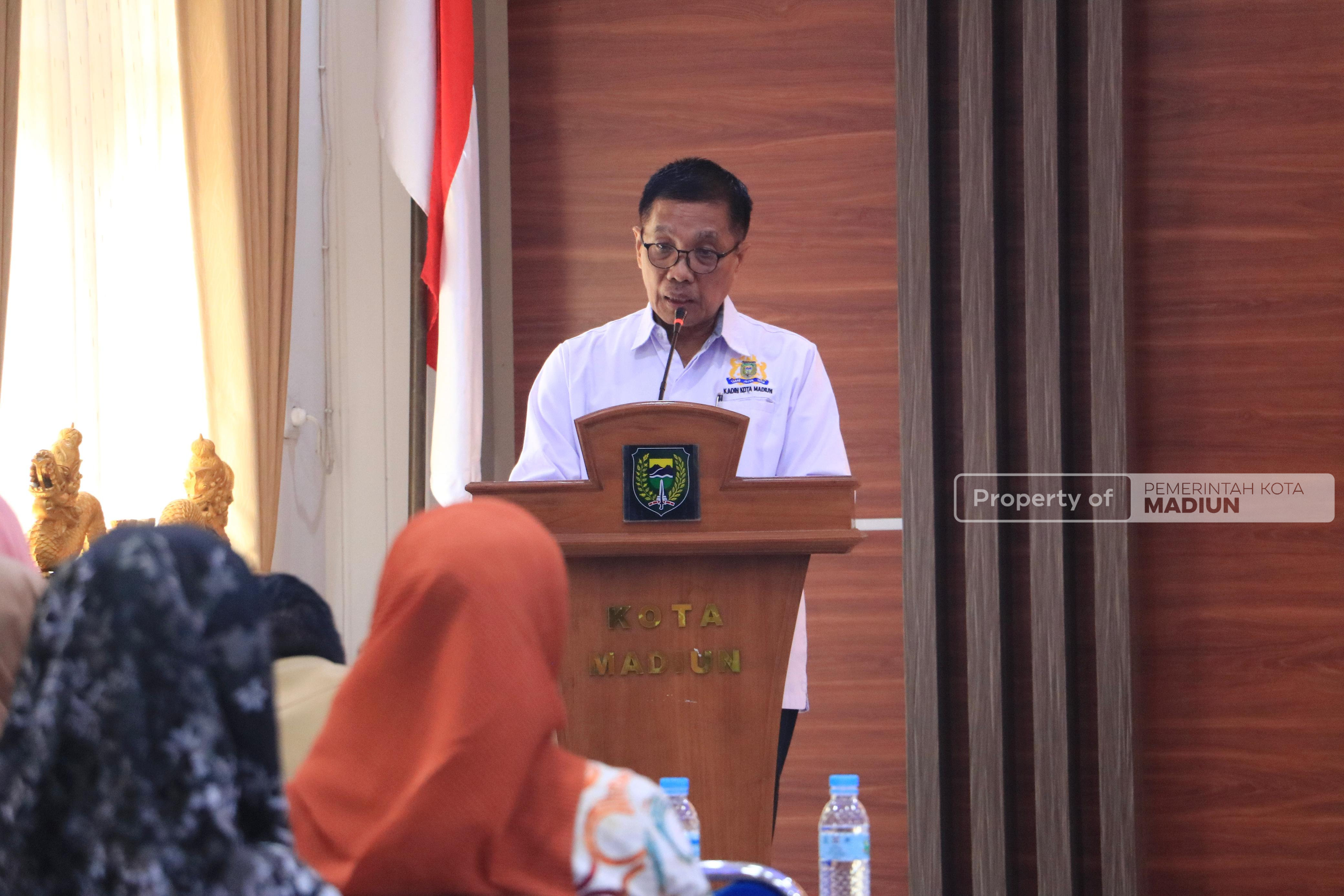 Hadiri RAT Koperasi Pendekar, Plt Wali Kota Dorong Koperasi Jadi Motor Penggerak UMKM Naik Kelas